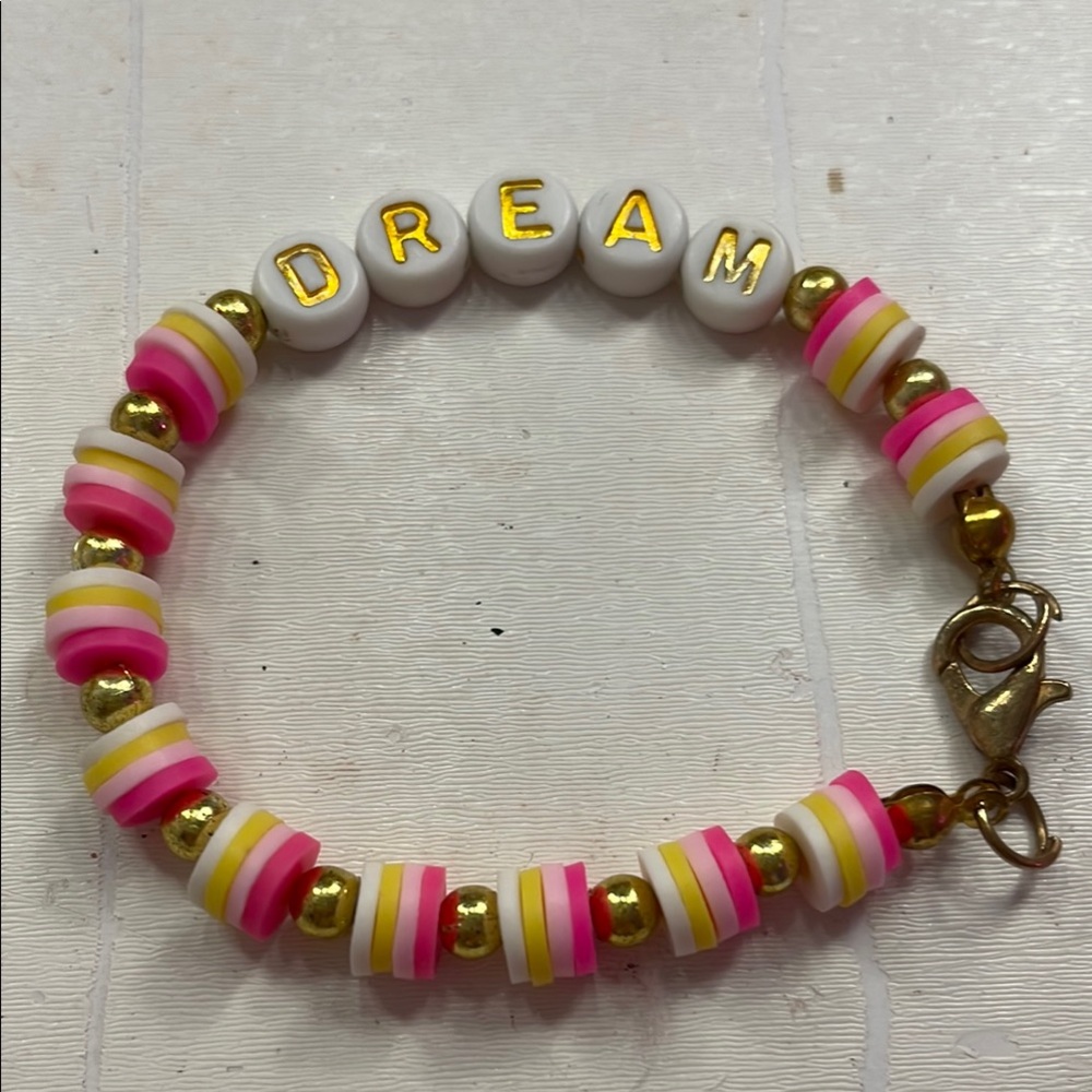 Colorful Beaded Bracelet with 'DREAM' Letters